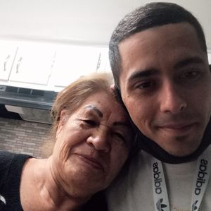 Meet your Posher, Christopher